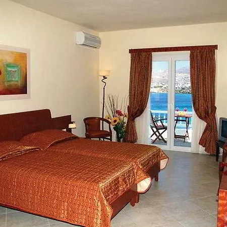 グランド ビーチ 4* Mykonos Town