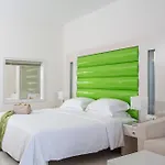 فندق جراند بيتش