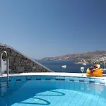 فندق جراند بيتش 4*