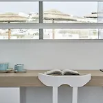 جراند بيتش 4* Mykonos Town