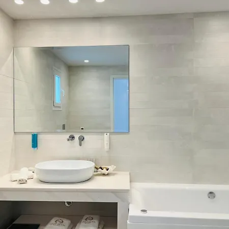 Otel Grand Mykonos Town