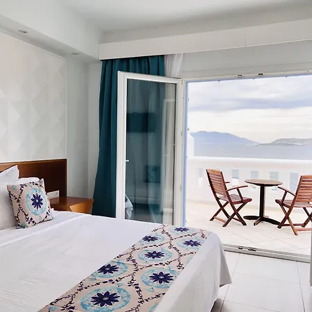 グランド ビーチ Mykonos Town