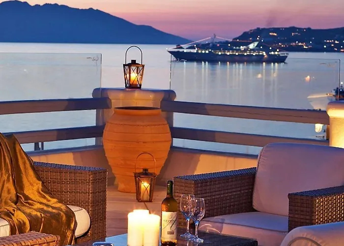 Grand 4* Mykonos Town